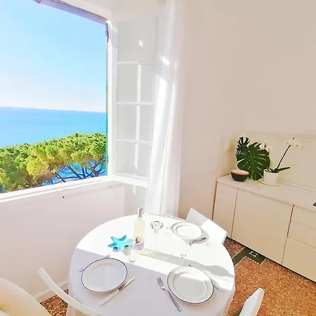 Nuovo Bilocale Frontemare Per 2 Daire Pieve Ligure